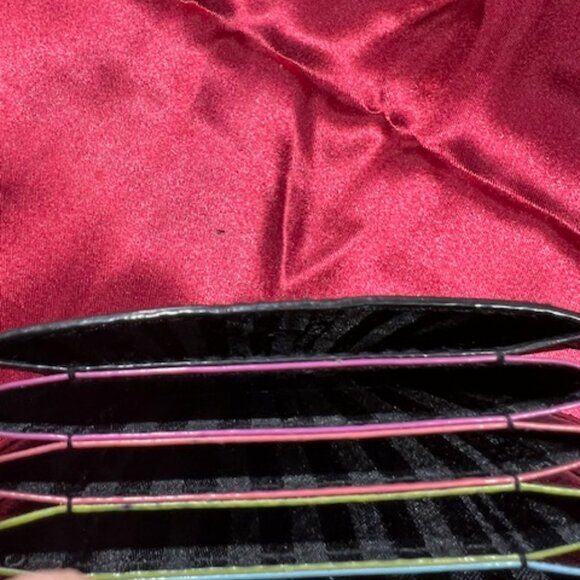 Victoria's Secret Accordion Card Case. compact wallet designed for organization - Picture 3 of 4